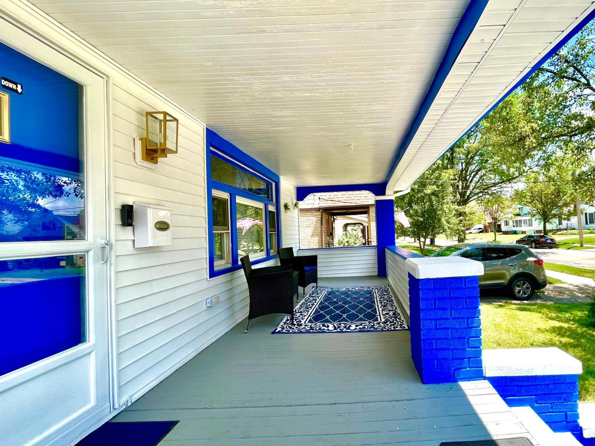 The Sapphire Haven - Your Old Brooklyn Oasis Awaits Families, Couples, Business Travelers Near Downtown With Parking, 300 Mb Wifi & Self Check-In Cleveland Dış mekan fotoğraf