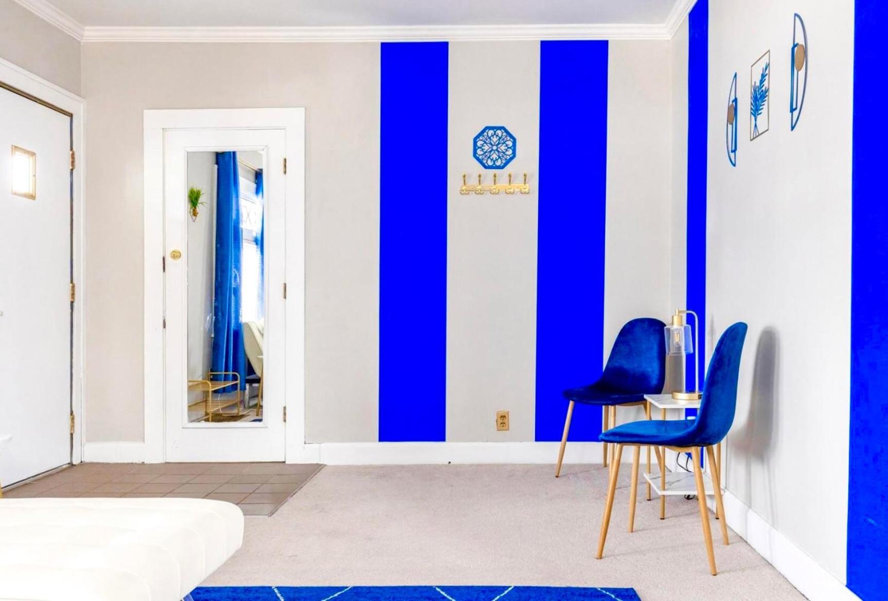 The Sapphire Haven - Your Old Brooklyn Oasis Awaits Families, Couples, Business Travelers Near Downtown With Parking, 300 Mb Wifi & Self Check-In Cleveland Dış mekan fotoğraf
