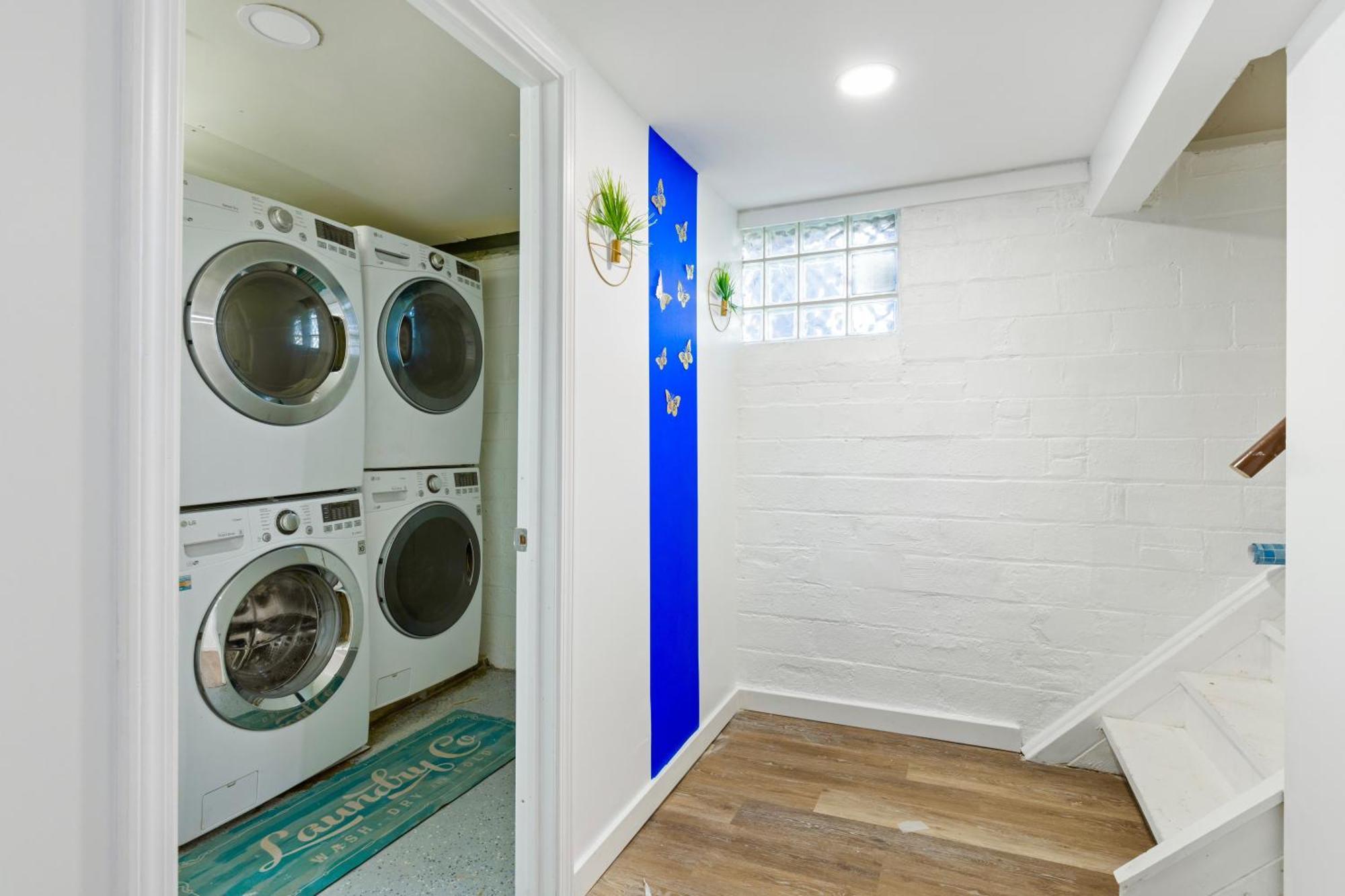 The Sapphire Haven - Your Old Brooklyn Oasis Awaits Families, Couples, Business Travelers Near Downtown With Parking, 300 Mb Wifi & Self Check-In Cleveland Dış mekan fotoğraf