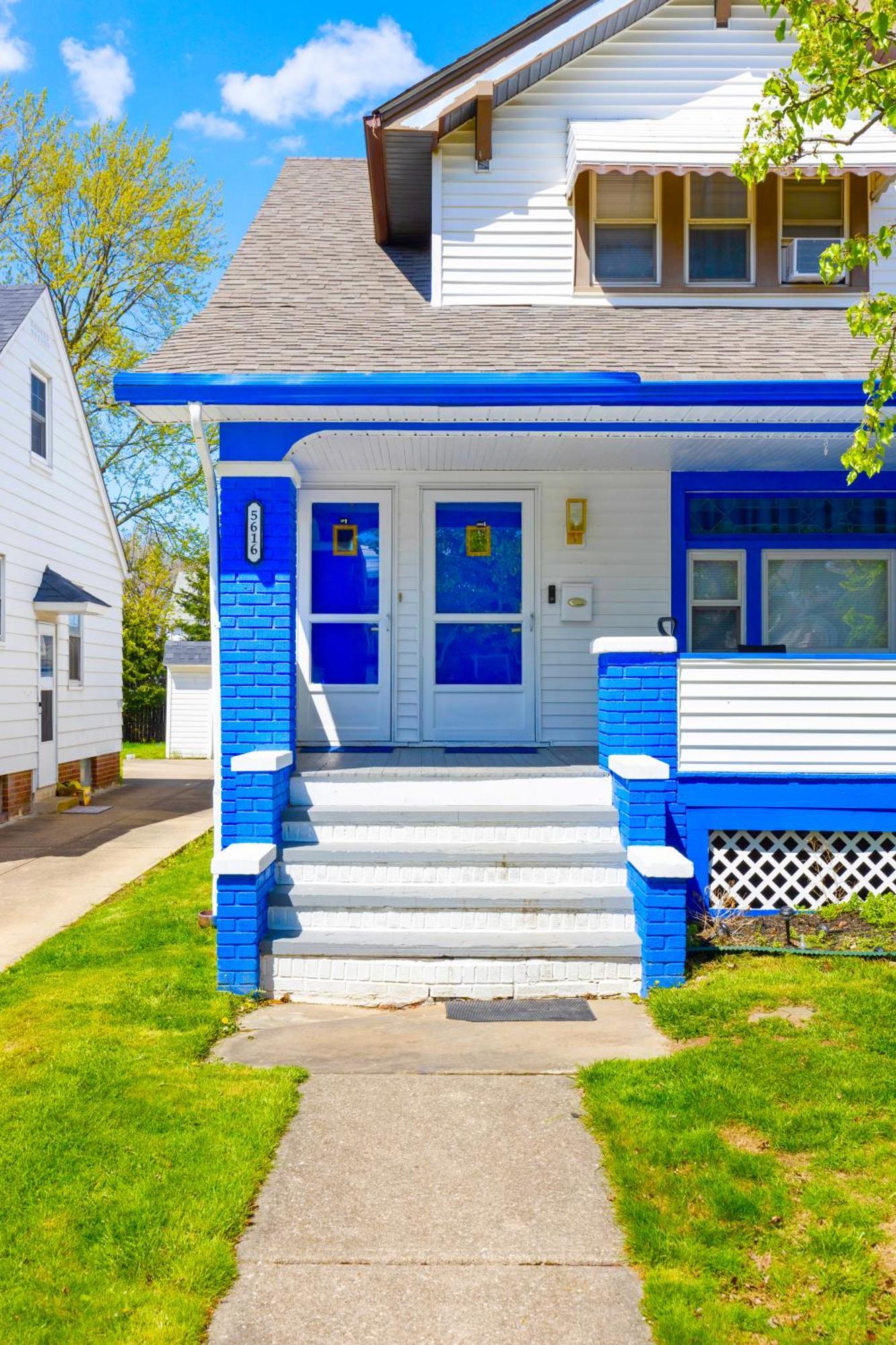 The Sapphire Haven - Your Old Brooklyn Oasis Awaits Families, Couples, Business Travelers Near Downtown With Parking, 300 Mb Wifi & Self Check-In Cleveland Dış mekan fotoğraf